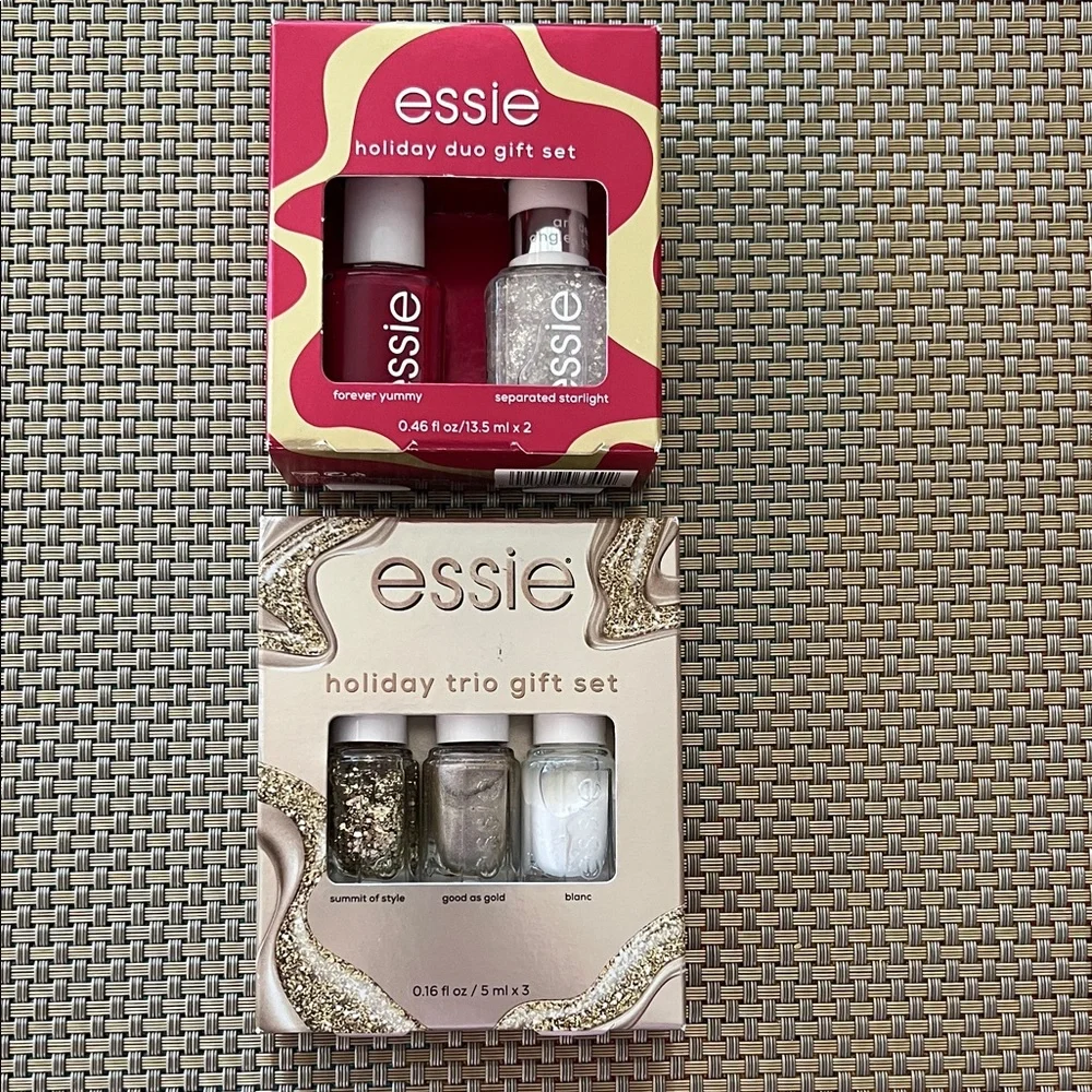 Essie Holiday Nail Polish Sets: Cranberry Spritz & Champagne Fizz - Picture 1 of 7
